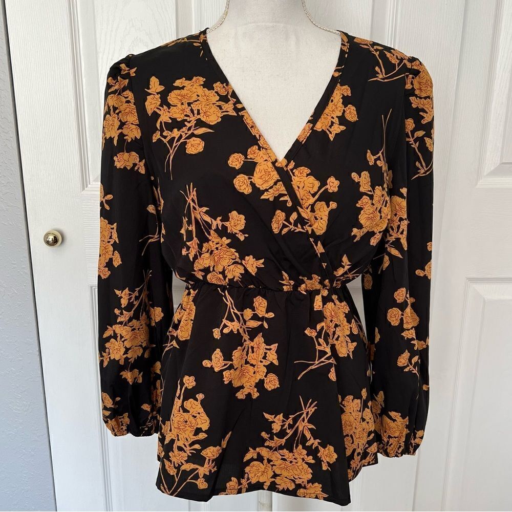 NWOT SHEIN Black and Gold Peplum Blouse Size 0XL